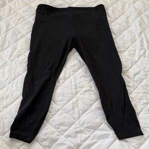 Women’s Athleta black yoga Leggings